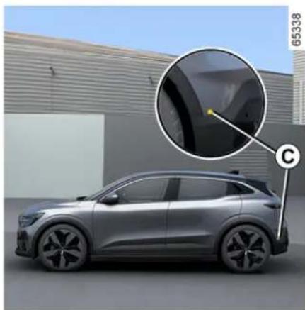 RENAULT Megane E-Tech electric (2025) - PRÍDAVNÉ FUNKCIE PODPORY RIADENIA - 3