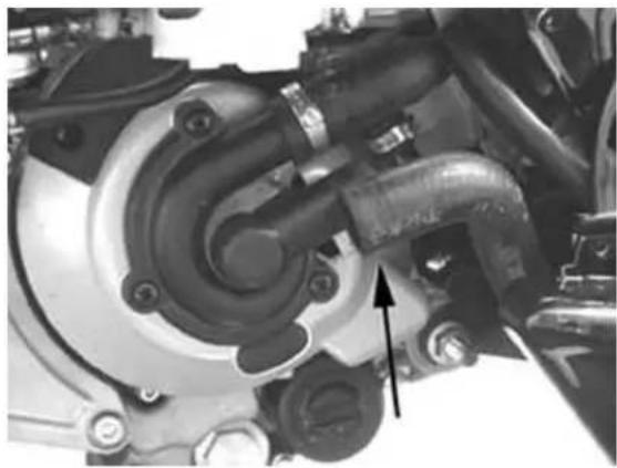 VESPA GT 125 (2003) - RemovalBofBtheBengineBfromBtheBvehicle - 5