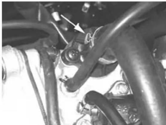 VESPA GT 200 (2003) - RemovalBofBtheBengineBfromBtheBvehicle - 8