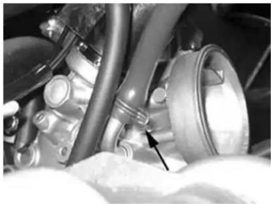VESPA GT 200 (2003) - RemovalBofBtheBengineBfromBtheBvehicle - 7