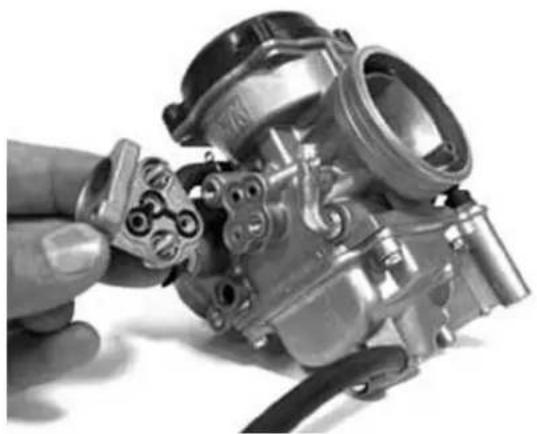 VESPA GT 200 (2003) - THISBOPERATIONBISBREQUIREDBTOBPREVENT EMPTYINGBTHEBCOOLINGBSYSTEM. - 3