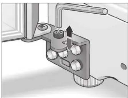 Mechanikus összeállítási rajz, amely egy szelepmechanizmust ábrázol iránynyilakkal (szöveg vagy szimbólumok nélkül)
