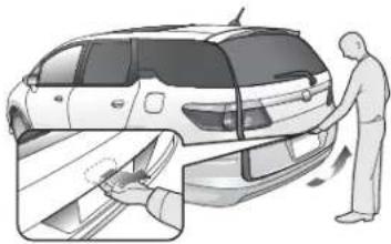 Honda Airwave (2010) - ハンドル位置の調節 - 2