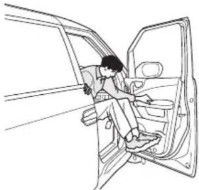 Honda Elysion (2004) - ワイパーの凍結(ガラス面が着氷、積雪しているとき) - 1