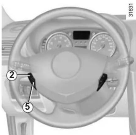 RENAULT Clio (2006) - SEBESSÉGTARTÓ ÉS -HATÁROLÓ: sebességtartó funkció (3/4) - 1