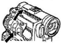 PANASONIC NV-GS70EG - Kazetta behelyezése - 4
