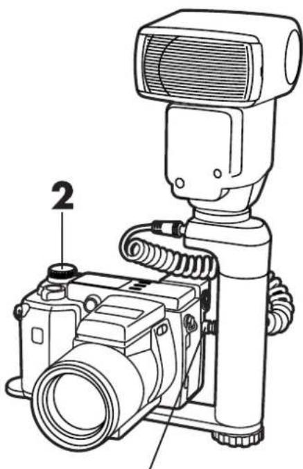 OLYMPUS Camedia C-2100 Ultra Zoom - Taking pictures with commercially available external flashes - 1