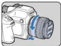 RICOH 645Z - ストラップの取り付け - 5