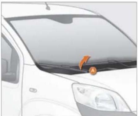 PEUGEOT Bipper Tepee (2011) - Arka kanatlı kapı üzerinde - 2