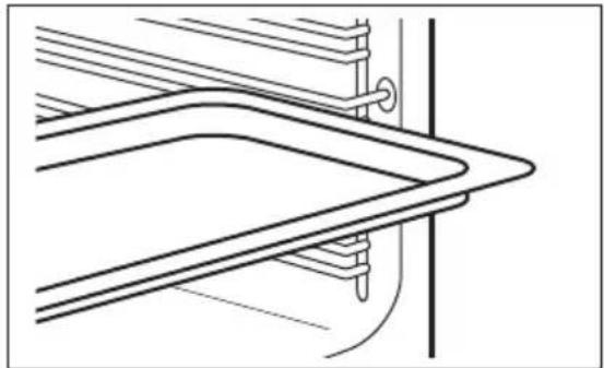 ELECTROLUX EOG1102COX - Memasukkan aksesori - 2
