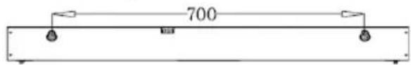 700
