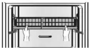 SAMSUNG RT46H5251UT - MENGELUARKAN AKSESORI LEMARI ES - 7