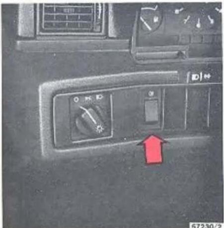 VOLVO 760 GLE (1984) - Mistachterlamp - 1