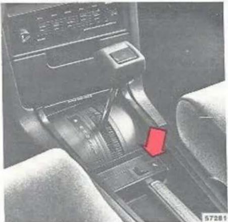VOLVO 760 GLE (1984) - Elektrisch verwarmde passagiersstoel - 1