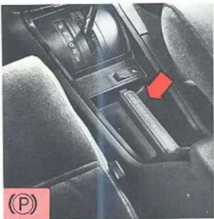 VOLVO 760 GLE Turbo (1984) - Handrem Sigare-aansteker Asbakjes - 1