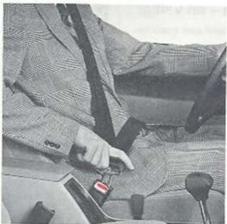VOLVO 760 GLE Turbo (1984) - Autogordels - 2