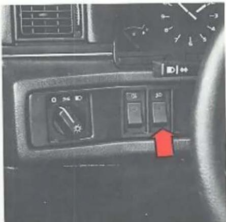 VOLVO 760 GLE Turbo (1984) - (Alistachterlamp bepaalde landen) - 1