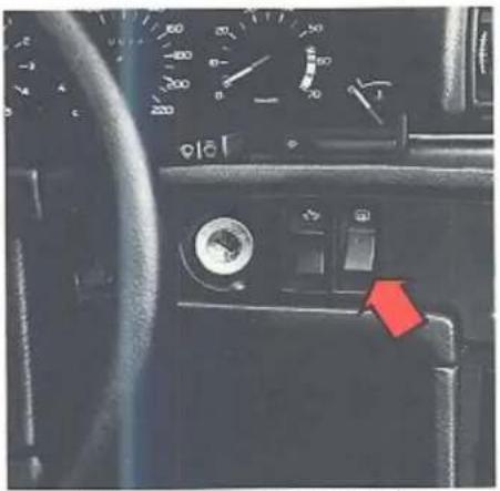 VOLVO 760 GLE TDI (1984) - Elektrische achterruitverwarming Elektrisch verwarmde stoelen - 1