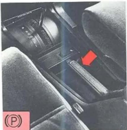VOLVO 760 GLE TDI (1984) - Handrem Sigare-aansteker Asbakjes - 1