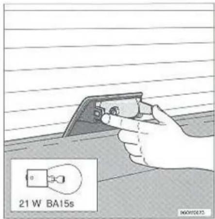 21 W BA15s