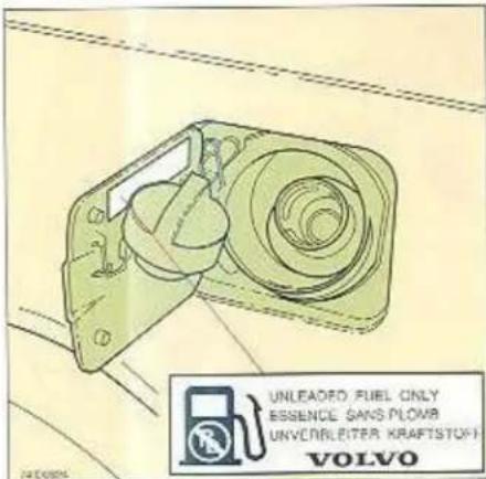 UNLEADED FUEL ONLY ESSENCE SANS PLOWB UNVERLEITER KRAFTSTOWI VOLVO