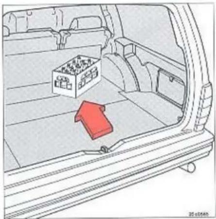 VOLVO S90 (1998) - Juist laden, 5-deurs model - 1