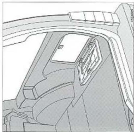 VOLVO V90 (1997) - Openen en sluiten van het achterporter - 5