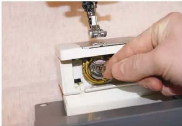 Gritzner Tipmatic 6122 DFT - Spoelen door de naald - 3
