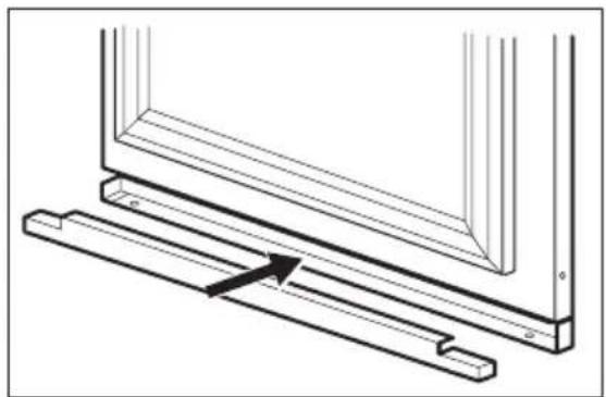 AEG SWD81800G0 - Instrucciones de montaje de la parte inferior del compensador de la puerta - 4