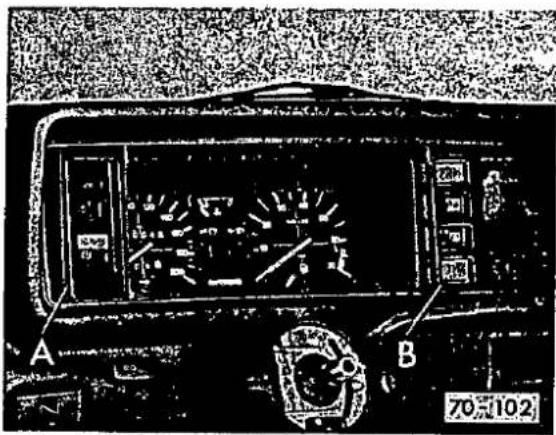A B 70元102