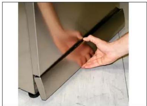 SMEG LBS147XNL - REINIGING VAN HET DEURRUBBER - 2
