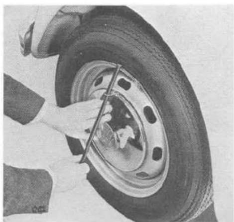 VOLKSWAGEN Kever Convertible (1973) - Step 3 - 2