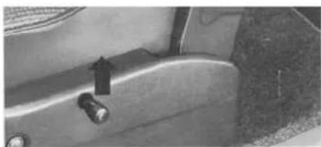 VOLKSWAGEN Kever Convertible (1973) - Backrest adjustment - 2