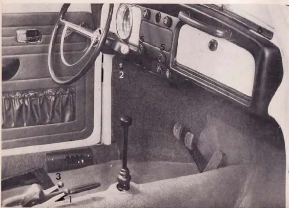 VOLKSWAGEN Kever VW 1300 (1968) - Frisseluchttoevoer - 1