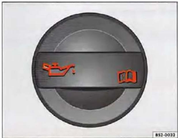VOLKSWAGEN Up! (2011) - Motoroliepeil controleren en motorolie bijvullen - 2