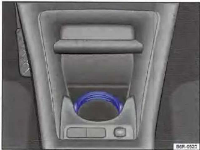 VOLKSWAGEN Up! (2011) - Bekerhouder in de middenconsole - 1