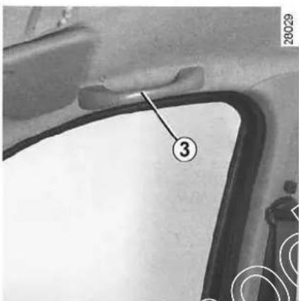 DACIA Logan MCV (2009) - Make-up spiegel - 1