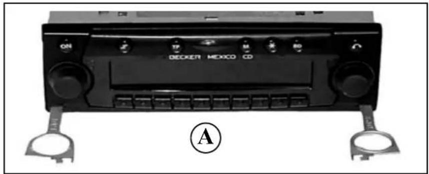 BECKER Traffic Pro 4724 - In-/ uitbouwhandleiding - 1