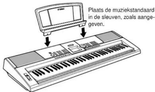 Plaats de muziekstandaard in de sleuven, zoals aange- geven.