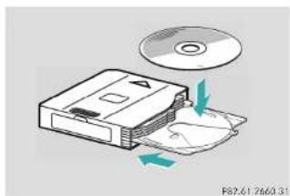 BECKER Mercedes Benz Audio 10 - Cd-magazijn laden/vullen - 4