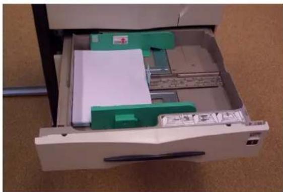 Océ OP40 - Papierstoring bij de lade. - 4