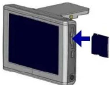 GARMIN Nuvi 670TFM - Stap 1: plaats een SD-kaart (optioneel) - 1