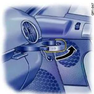 PORSCHE Boxter S (2009) - Extending cupholder - 1