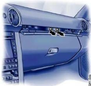 PORSCHE Boxter S (2009) - Cupholder - 3