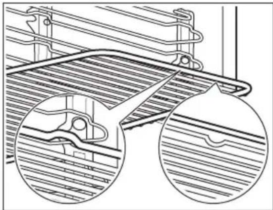 ZANUSSI ZKC48964XU - DE ACCESSOIRES PLAATSEN - 2