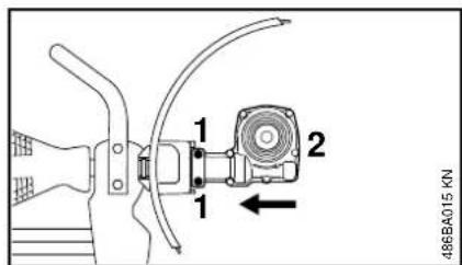 STIHL MF-MM - Changing the Deflector - 4