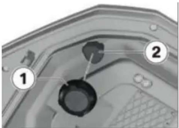 BMW C 400 X (2025) - Topcase sluiten Voorwaarde - 6
