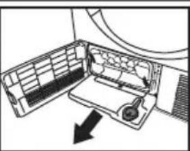 GRUNDIG GTP5823GN - Emptying the water tank - 3