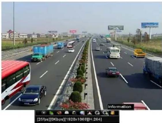 Street photo of a multi-lane highway with vehicles and traffic, showing speed information overlay in Chinese