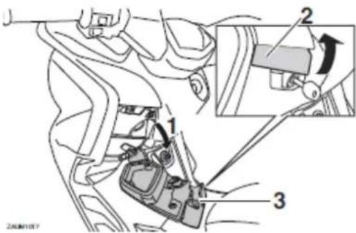 YAMAHA XMAX 125 (2015) - Schowek przedni A - 1